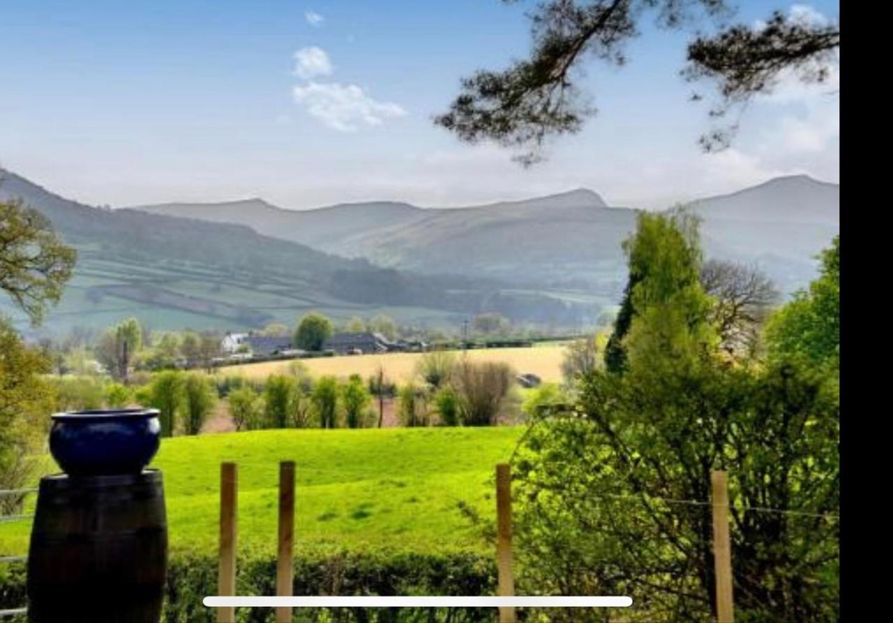 Mountain Suite, Stunning Views, Brecon Beacons Llanhamlach Luaran gambar